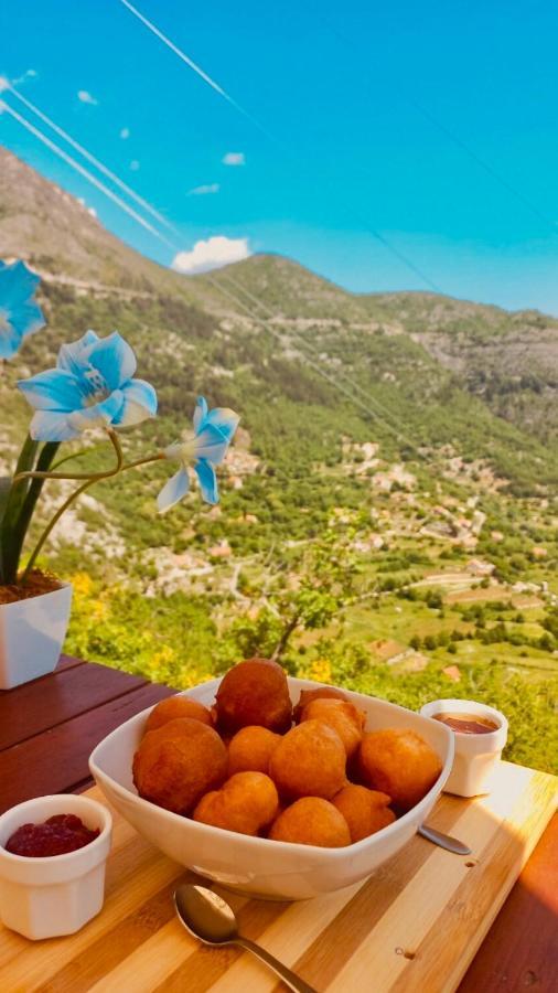 Vikendica,Bungalovi Lipska Pecina Cetinje Buitenkant foto