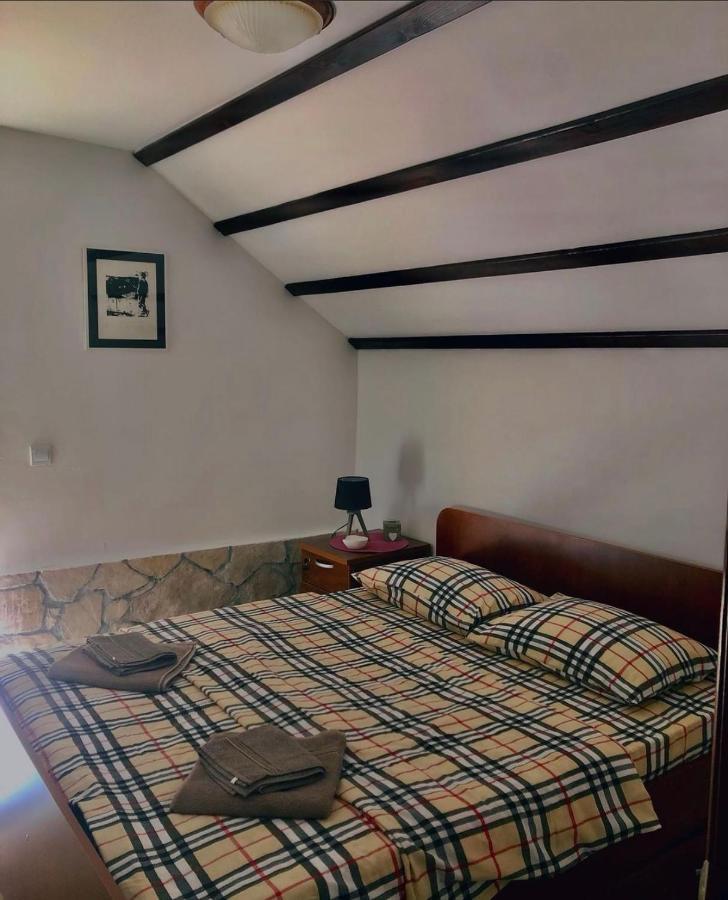 Vikendica,Bungalovi Lipska Pecina Cetinje Buitenkant foto