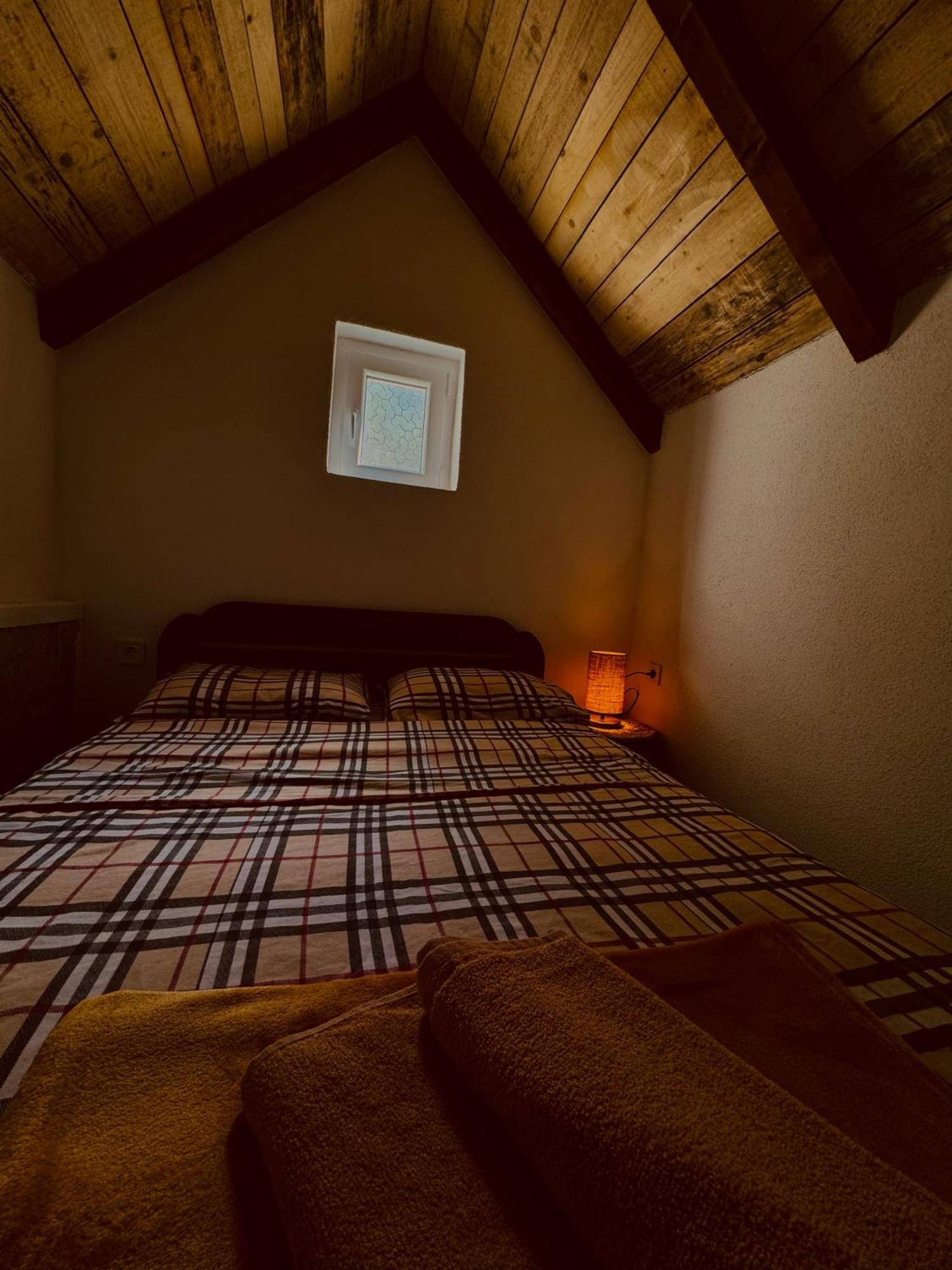 Vikendica,Bungalovi Lipska Pecina Cetinje Buitenkant foto